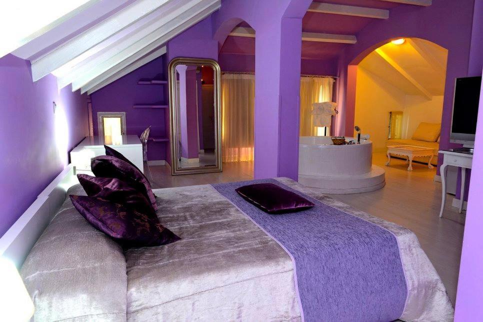 منزل الضيف نافالكارنيرو  في Tu Mansion المظهر الخارجي الصورة